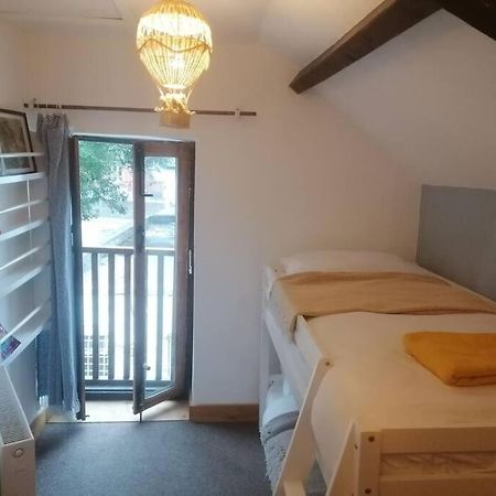 The Old Barn, Cosy Townhouse In Leominster Villa Bagian luar foto
